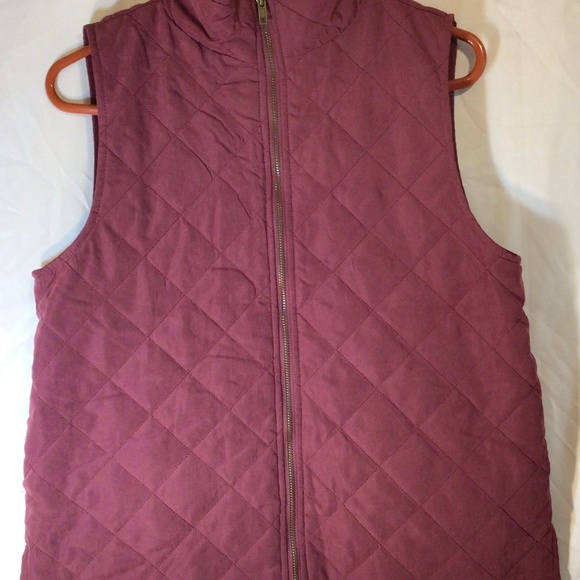 Umgee women’s size small quilted vest maroon - Picture 3 of 9